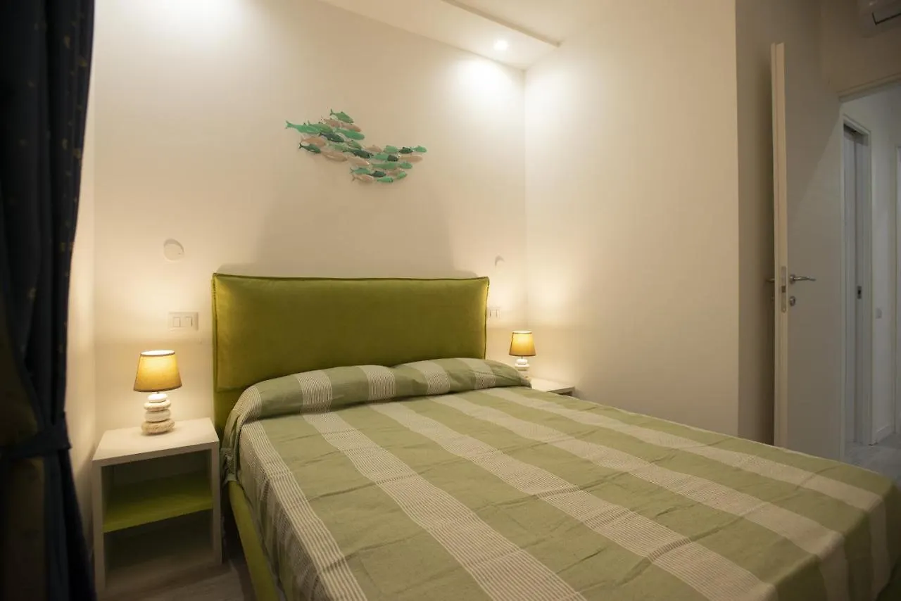 Appartamento Roberto House Fertilia Italia