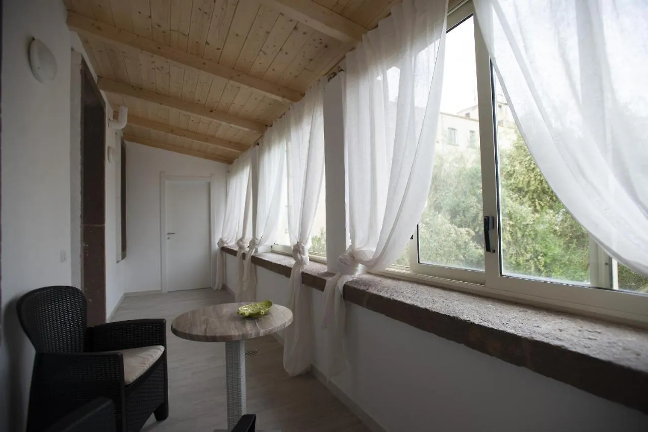 Appartamento Roberto House Fertilia